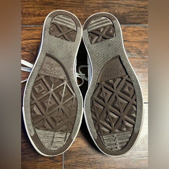 Converse Chuck Taylor All Star Low White/Black Colorful Hearts Women Size 6 - Picture 9 of 9